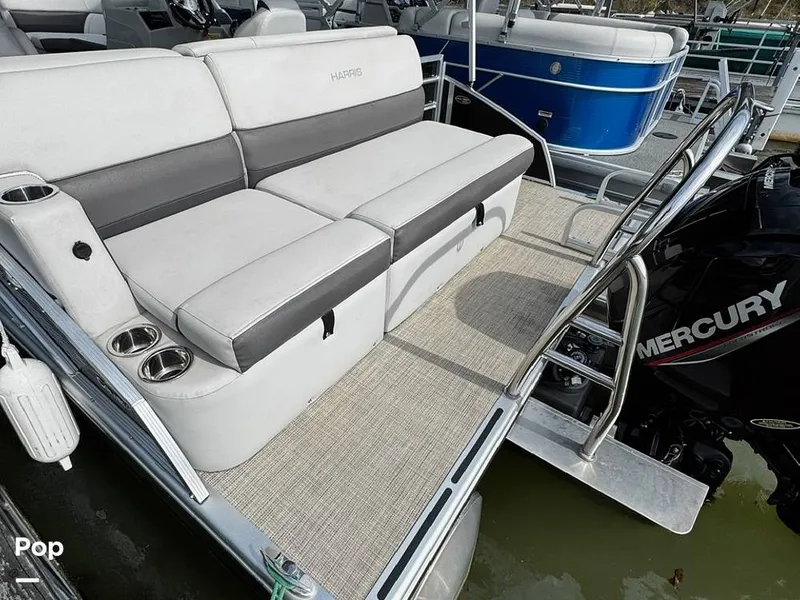 Slide: The Image of Harris Cruiser 210 2022 - 15338927