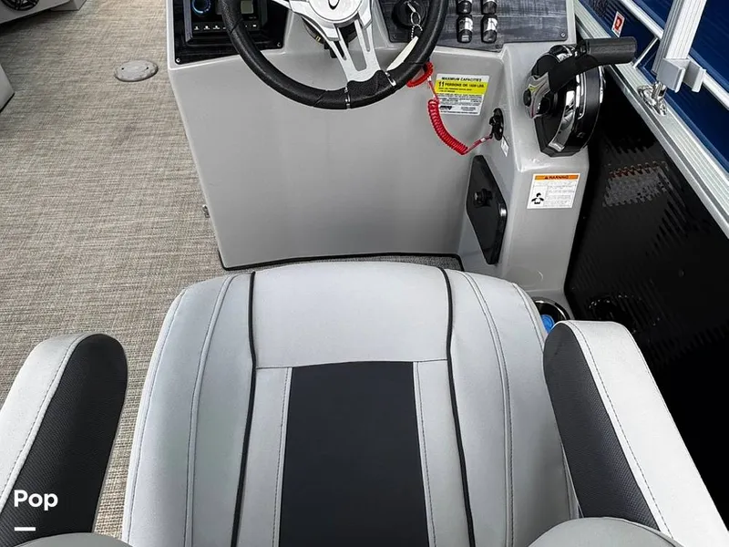 Slide: The Image of Harris Cruiser 210 2022 - 15338939