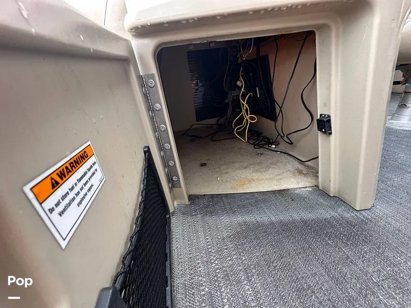 Slide: The Image of Godfrey Sweetwater 2286 2023 - 15458895