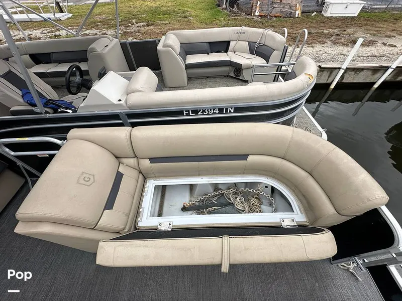 Slide: The Image of Godfrey Sweetwater 2286 2023 - 15458900