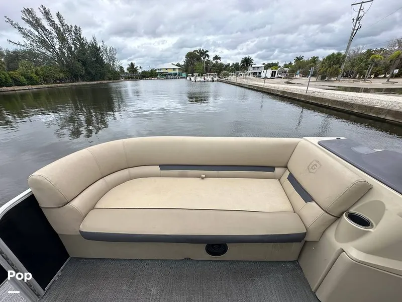 Slide: The Image of Godfrey Sweetwater 2286 2023 - 15458898