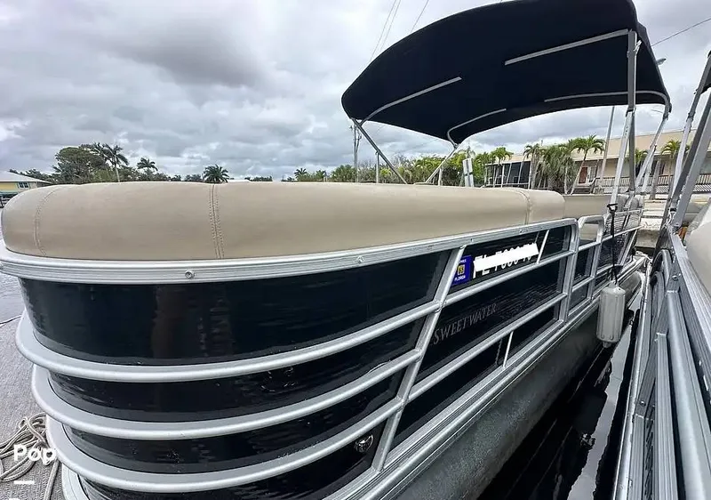 Slide: The Image of Godfrey Sweetwater 2286 2023 - 15463088