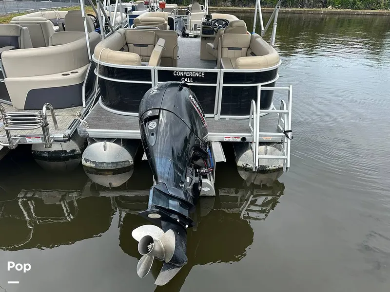 Slide: The Image of Godfrey Sweetwater 2286 2023 - 15458255