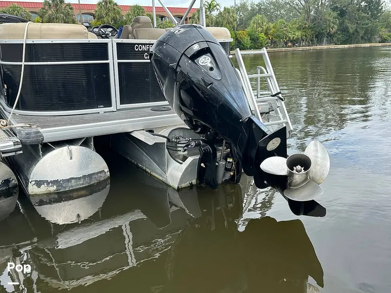 Slide: The Image of Godfrey Sweetwater 2286 2023 - 15458383