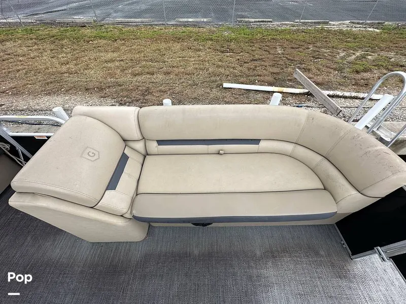 Slide: The Image of Godfrey Sweetwater 2286 2023 - 15456230