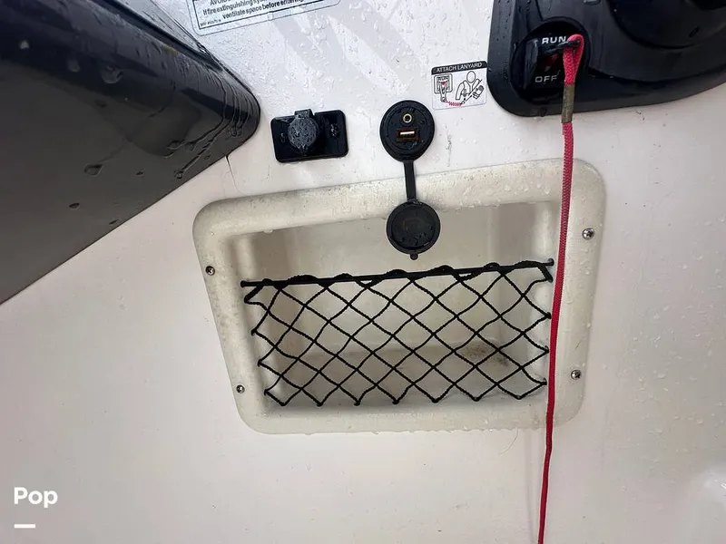 Slide: The Image of Bayliner VR6 OB 2023 - 15455629