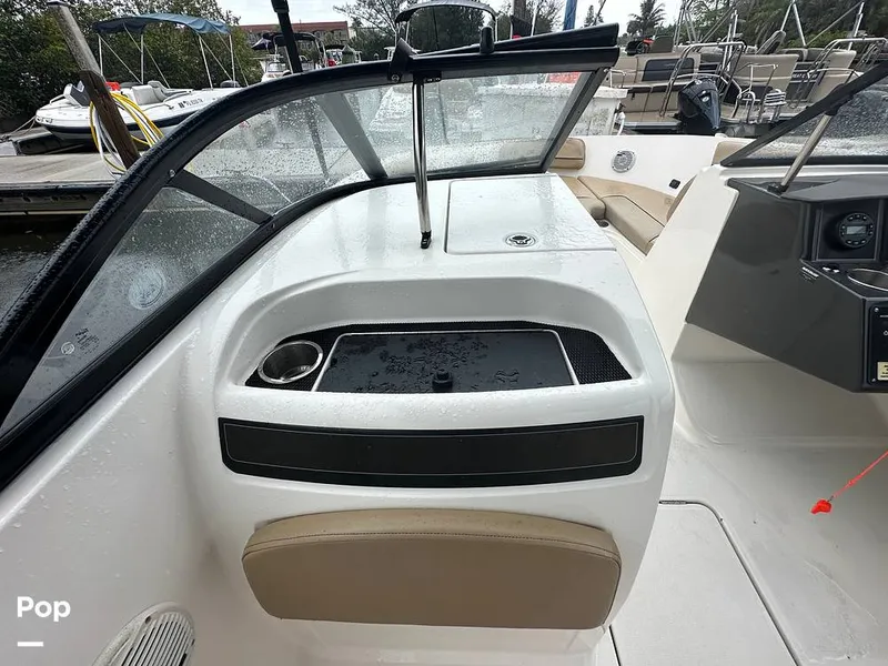Slide: The Image of Bayliner VR6 OB 2023 - 15455578