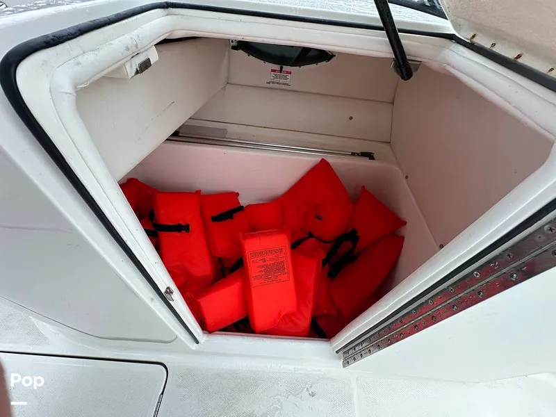 Slide: The Image of Bayliner VR6 OB 2023 - 15455637