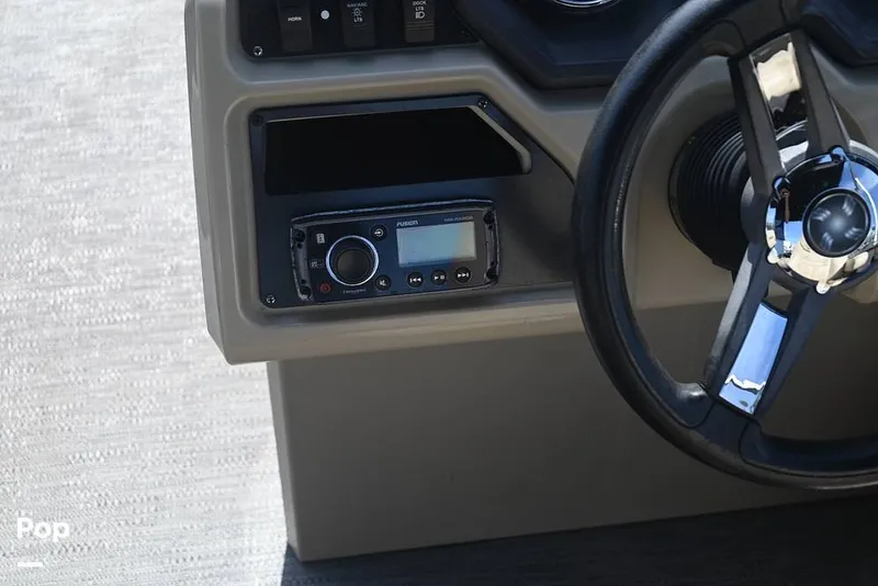 Slide: The Image of Godfrey Sweetwater 2286 2023 - 15379210