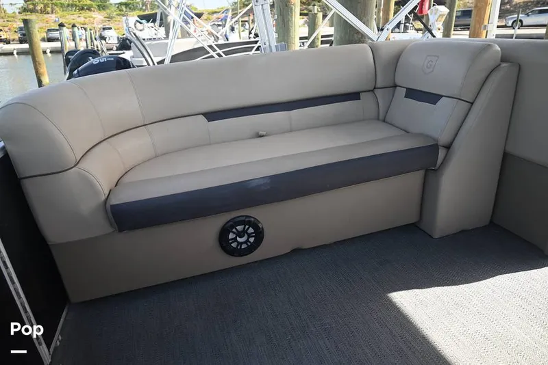 Slide: The Image of Godfrey Sweetwater 2286 2023 - 15379221