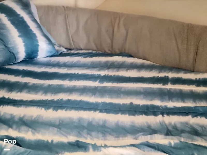 Slide: The Image of Sea Ray 310 Sundancer 2000 - 15340888