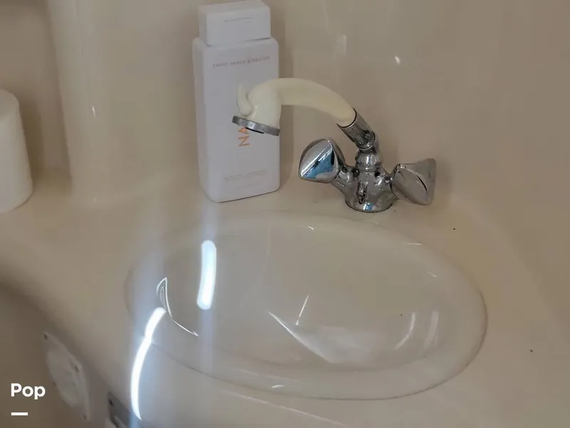 Slide: The Image of Sea Ray 310 Sundancer 2000 - 15340899