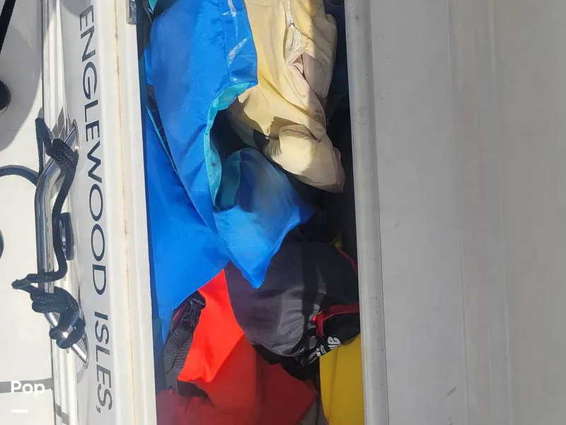 Slide: The Image of Sea Ray 310 Sundancer 2000 - 15340920