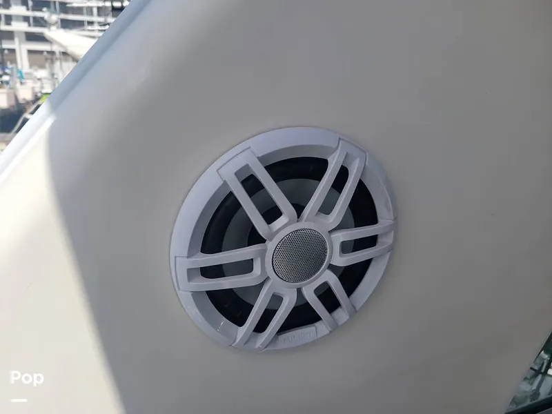 Slide: The Image of Sea Ray 310 Sundancer 2000 - 15340923