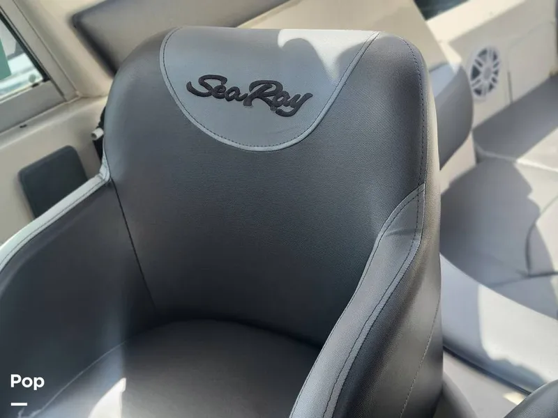 Slide: The Image of Sea Ray 310 Sundancer 2000 - 15340933