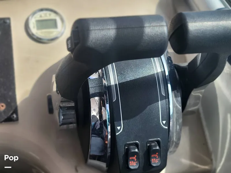 Slide: The Image of Sea Ray 310 Sundancer 2000 - 15340943