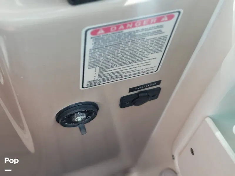 Slide: The Image of Sea Ray 310 Sundancer 2000 - 15340945