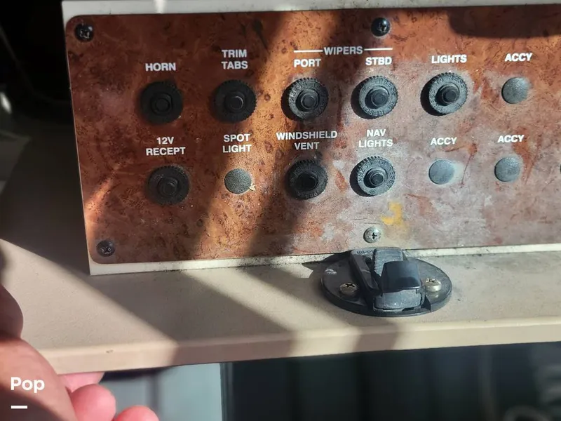 Slide: The Image of Sea Ray 310 Sundancer 2000 - 15340946