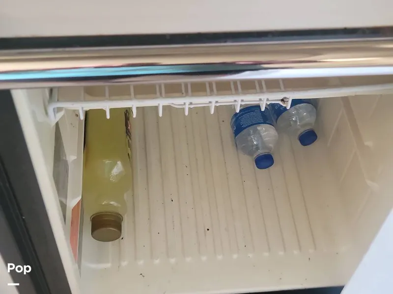 Slide: The Image of Sea Ray 310 Sundancer 2000 - 15340951