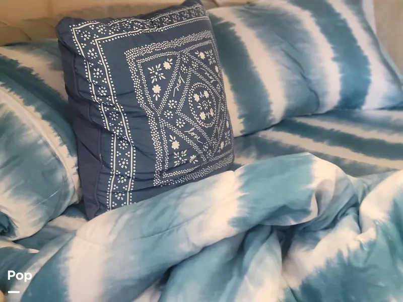 Slide: The Image of Sea Ray 310 Sundancer 2000 - 15340887