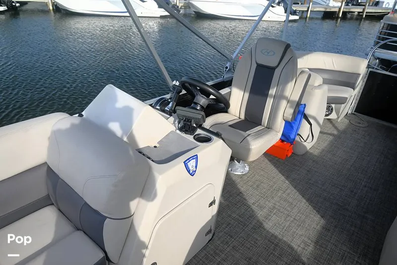 Slide: The Image of Harris 230CR 2023 - 15437044