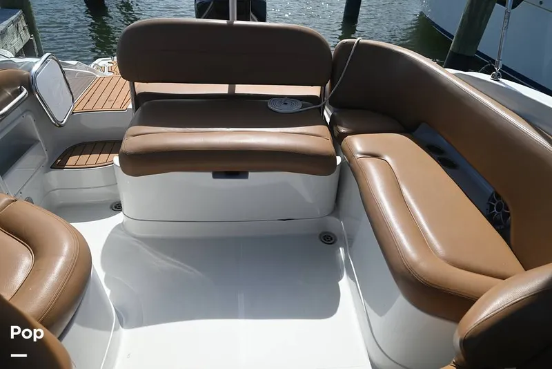 Slide: The Image of Crownline Boats E235 XS 2023 - 15378685