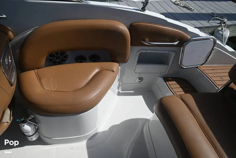 Slide: The Image of Crownline Boats E235 XS 2023 - 15378686