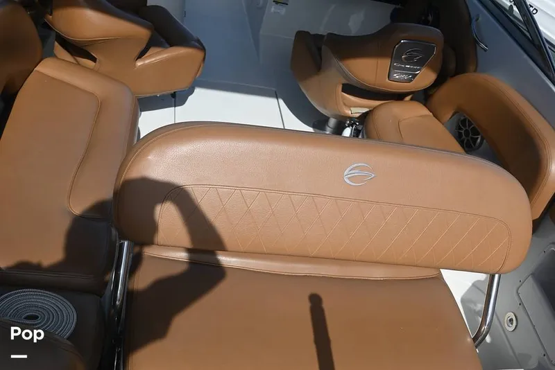 Slide: The Image of Crownline Boats E235 XS 2023 - 15378698