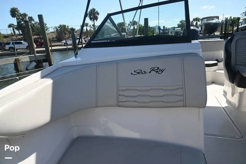 Slide: The Image of Sea Ray SPX210 OB 2023 - 15401975