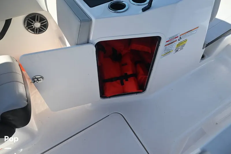 Slide: The Image of Sea Ray SPX210 OB 2023 - 15401996