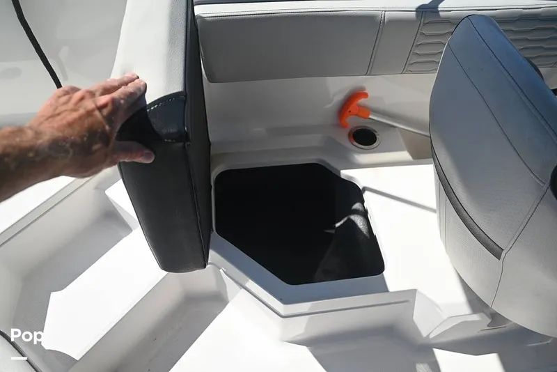 Slide: The Image of Sea Ray SPX210 OB 2023 - 15402009