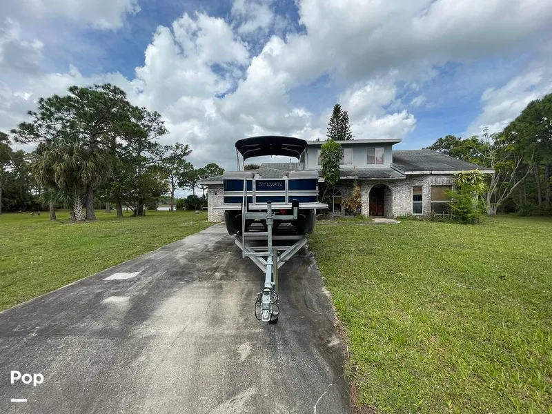 Slide: The Image of Sylvan L3 CRS 2022 - 15457322