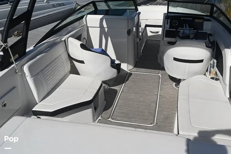 Slide: The Image of Sea Ray SPX 230 2024 - 15378062