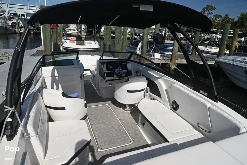 Slide: The Image of Sea Ray SPX 230 2024 - 15378063