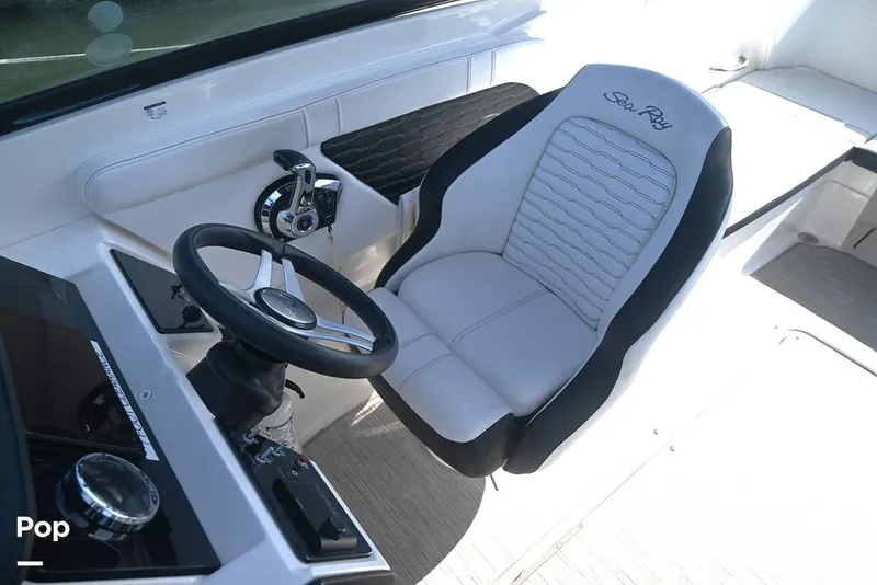 Slide: The Image of Sea Ray SPX 230 2024 - 15378078