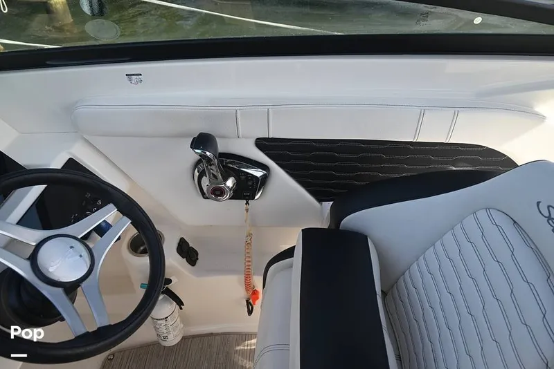 Slide: The Image of Sea Ray SPX 230 2024 - 15378083