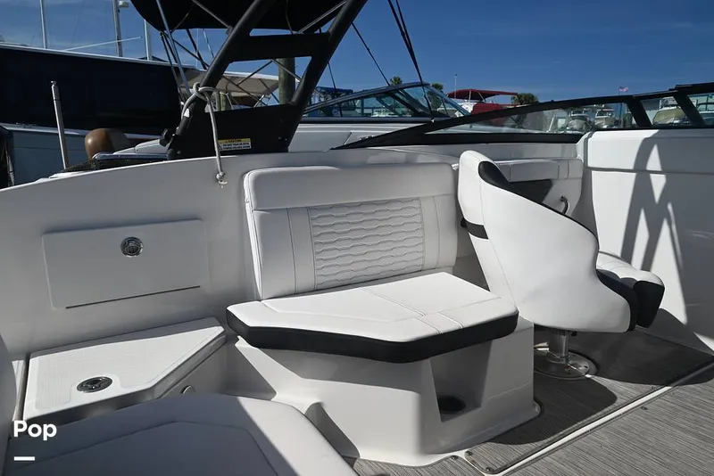 Slide: The Image of Sea Ray SPX 230 2024 - 15378093