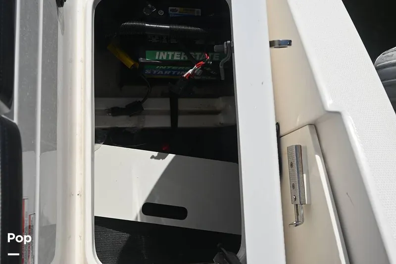 Slide: The Image of Sea Ray SPX 230 2024 - 15378103