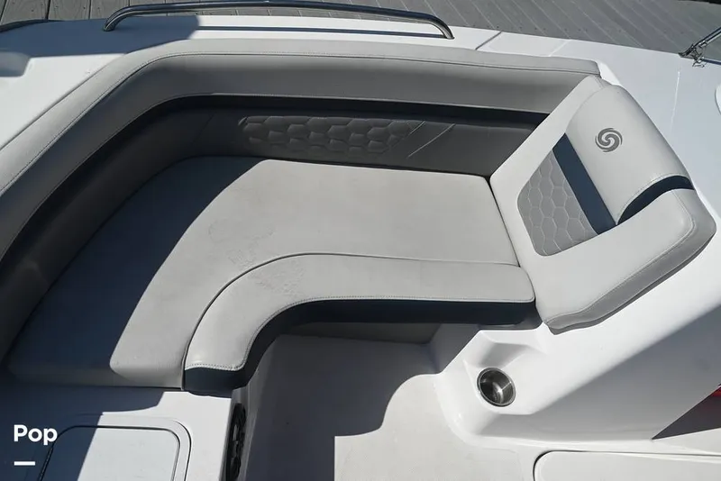 Slide: The Image of Hurricane SS 192 RL OB 2023 - 15399008