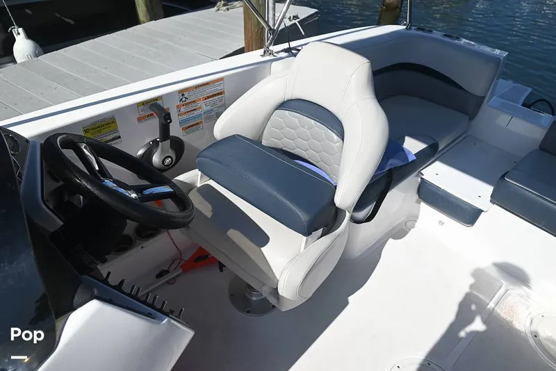 Slide: The Image of Hurricane SS 192 RL OB 2023 - 15399017