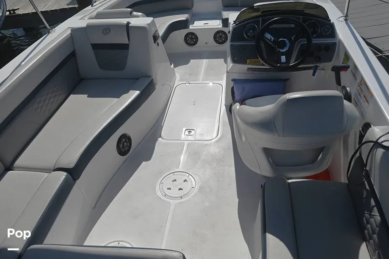 Slide: The Image of Hurricane SS 192 RL OB 2023 - 15399024