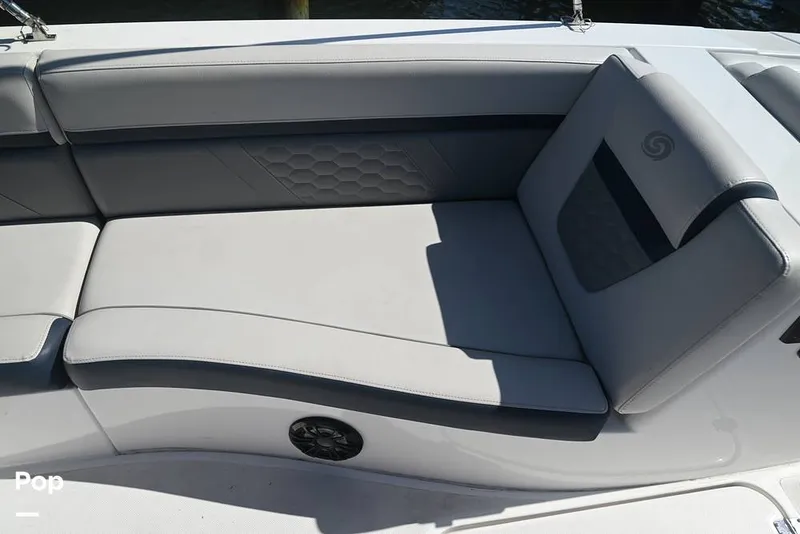 Slide: The Image of Hurricane SS 192 RL OB 2023 - 15399027