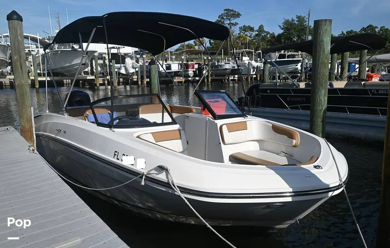 The Image of Bayliner VR6 OB 2022 - 15377810