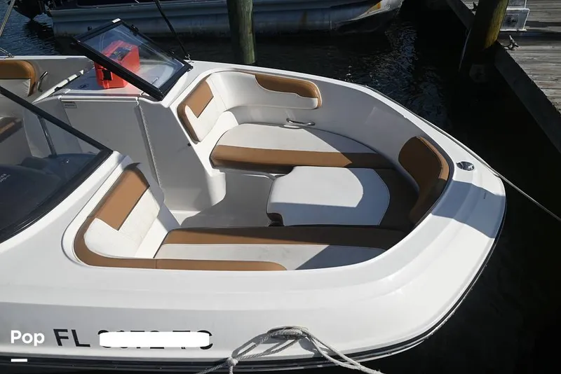 Slide: The Image of Bayliner VR6 OB 2022 - 15377811