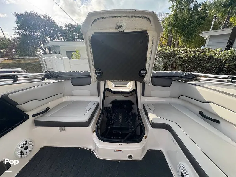 Slide: The Image of Yamaha SX190 2023 - 15389712