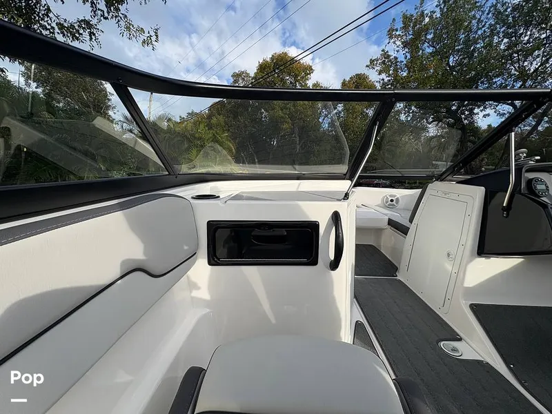 Slide: The Image of Yamaha SX190 2023 - 15389720