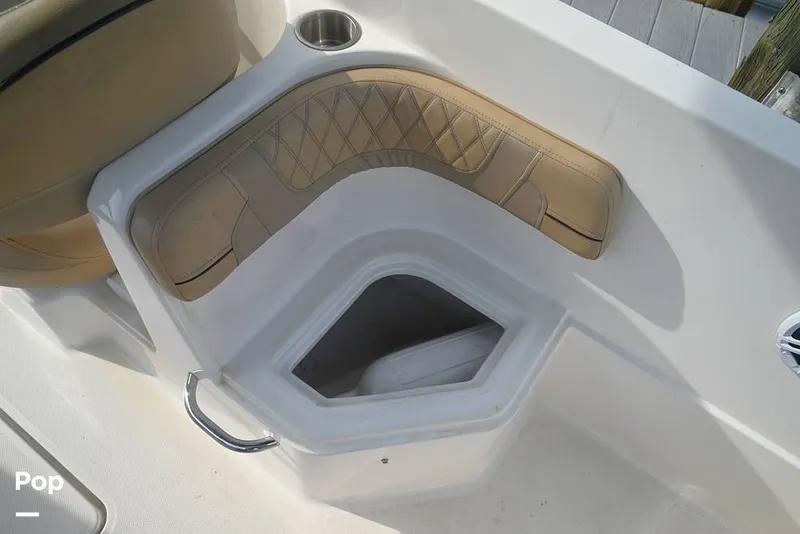 Slide: The Image of Bayliner VR6 OB 2023 - 15437225