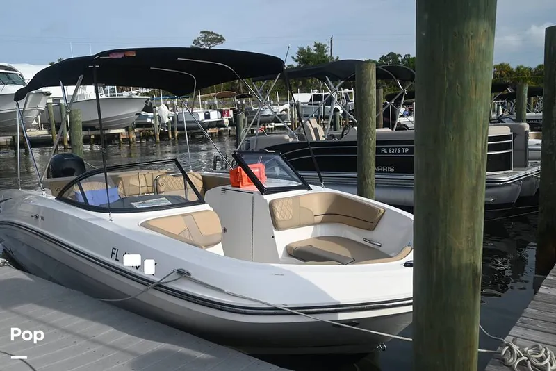 Slide: The Image of Bayliner VR6 OB 2023 - 15437189
