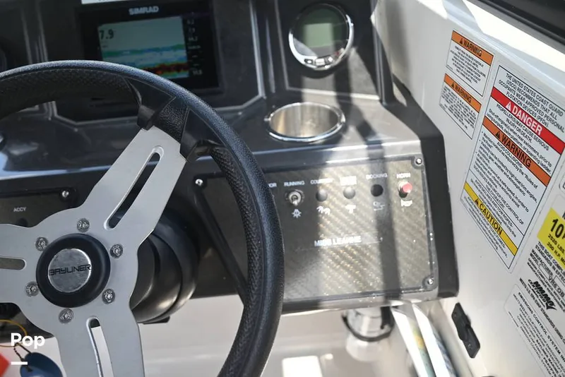 Slide: The Image of Bayliner VR6 OB 2023 - 15516293