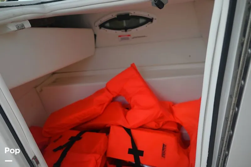 Slide: The Image of Bayliner VR6 OB 2023 - 15516298